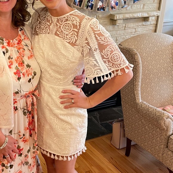 White patterned bridal shower dress worn once - Picture 3 of 5